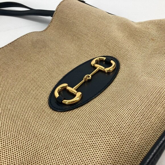 GUCCI Cream Leather Horsebit Shoulder Bag - Picture 5 of 10